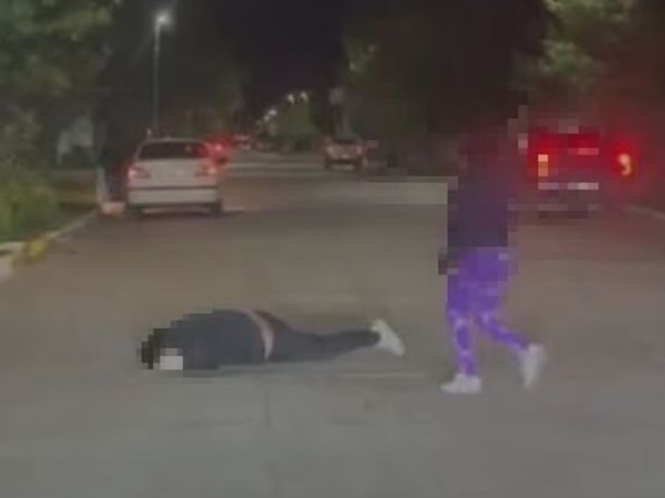 Atacaron brutalmente a un joven en Villarino y buscan dar con sus agresores.