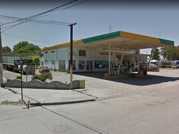 La estación de servicio está ubicada en las calles Láinez y Provincias Unidas, Bahía Blanca&nbsp;