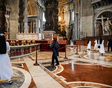 Francisco pidió por la victoria de la humanidad sobre el coronavirus