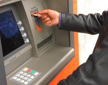 Turistas argentinos vacían los cajeros durante Semana Santa