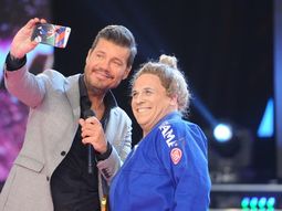 showmatch: desopilante imitacion del bicho gomez a la judoca paula pareto showmatch: desopilante imitacion del bicho gomez a la judoca paula pareto