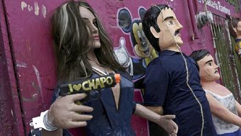el chapo guzman y kate del castillo ya tienen sus pinatas el chapo guzman y kate del castillo ya tienen sus pinatas