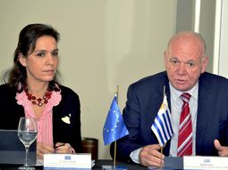 El subsecretario del MIEM, Walter Verri, avanzó en gestiones para concretar el convenio entre Uruguay y la Unión Europea por hidrógeno verde. El subsecretario del MIEM, Walter Verri, avanzó en gestiones para concretar el convenio entre Uruguay y la Unión Europea por hidrógeno verde.