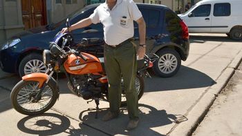 inspector de transito se denuncio a si mismo y pago la multa