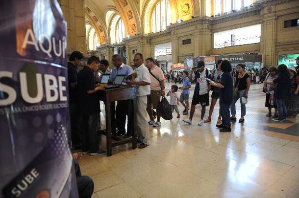 A partir de mañana será más caro viajar sin la tarjeta SUBE