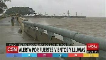 alerta por la crecida en el rio de la plata: podria alcanzar los 2.70 metros alerta por la crecida en el rio de la plata: podria alcanzar los 2.70 metros