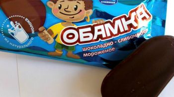 polemica por un bombon helado cubierto de chocolate llamado obama polemica por un bombon helado cubierto de chocolate llamado obama