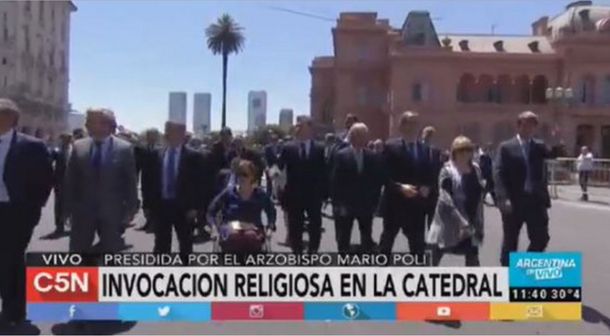 Macri prometió ante el arzobispo Poli ser instrumento de paz social