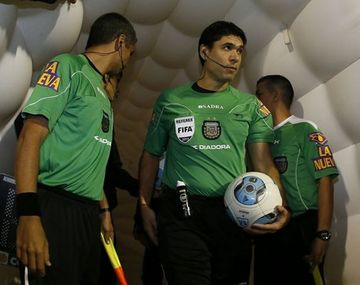 El árbitro que perjudicó a Boca admitió su error: Me equivoqué