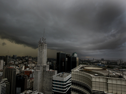 un muerto en cordoba y llueve en buenos aires un muerto en cordoba y llueve en buenos aires