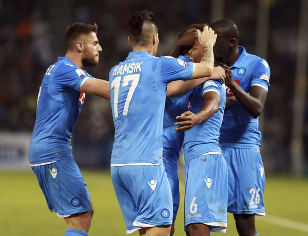 Tras una larga definición por penales, el Napoli ganó la Supercopa