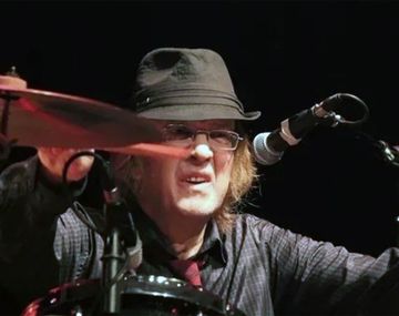 Murió Javier Martínez