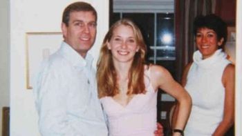 El príncipe Andrés con Virginia Giuffre en una imagen tomada en 2001 Foto: The Grosby Group El príncipe Andrés con Virginia Giuffre en una imagen tomada en 2001 Foto: The Grosby Group