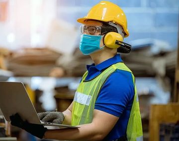 Era Javier Milei: hay casi 22.000 empresas menos con relación a finales de 2023