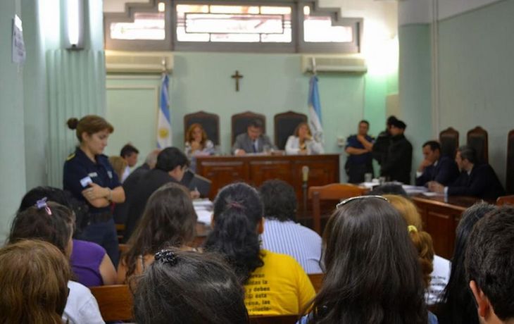 Un grupo de mujeres marchó por un femicida declarado inimputable