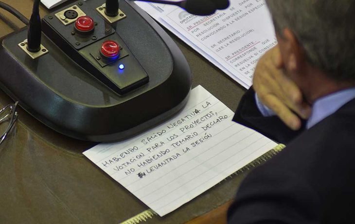 El machete de Monzó (foto: La Voz)
