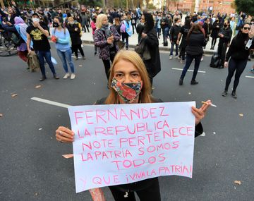 Anticuarentenas: Los muertos en Estados Unidos y Brasil son mentira y otros disparates