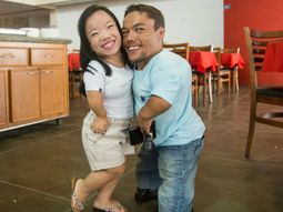 la pareja mas pequena del mundo quiere entrar al libro guinness la pareja mas pequena del mundo quiere entrar al libro guinness