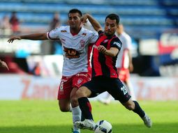 san lorenzo sufrio pero le gano a huracan y sigue siendo lider de la zona 1 san lorenzo sufrio pero le gano a huracan y sigue siendo lider de la zona 1
