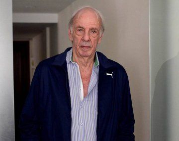 Menotti: Que Mbappé venga a jugar a Chacarita