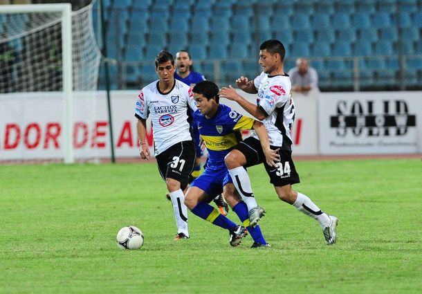 Cristian Jopito Álvarez en un partido de pretemporada disputado en Venezuela justamente frente a All Boys