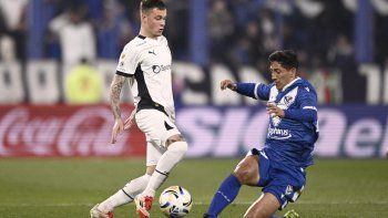 Vélez le ganó 2-1 a un Independiente en crisis, en un partidazo en Liniers