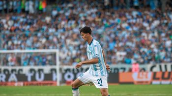 preocupacion en racing: carboni sufrio una gravisima lesion y estara varios meses sin jugar preocupacion en racing: carboni sufrio una gravisima lesion y estara varios meses sin jugar