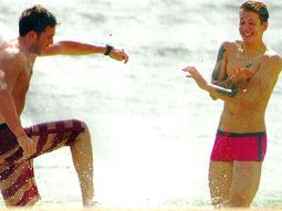 el destape de alexander caniggia y sus vacaciones gay friendly el destape de alexander caniggia y sus vacaciones gay friendly