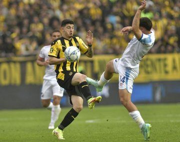 Bomba: el presidente de Peñarol quiere jugar la Copa Argentina