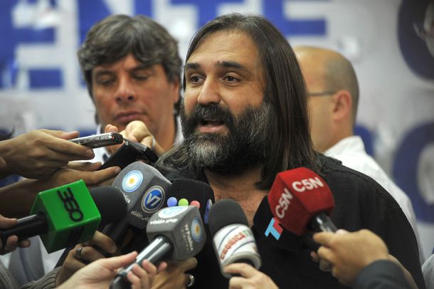 Docentes bonaerenses amenazan con seguir de paro y marchar a la Gobernación