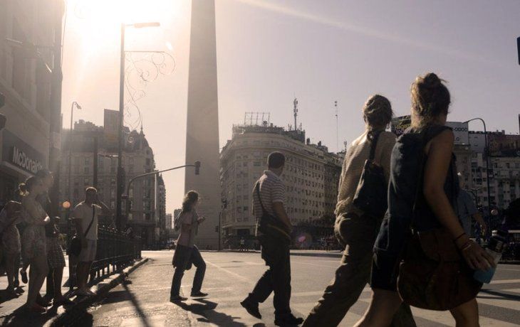 Hasta cuándo se extenderá la ola de calor que afecta a la Argentina