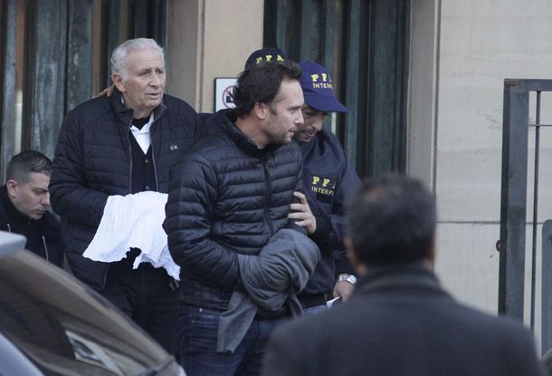 El juez Bonadío rechazó el pedido de extradición de Eduardo Deluca y los Jinkis.