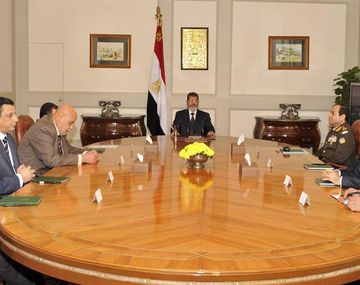 El presidente Mursi anuló el decreto que le daba inmunidad