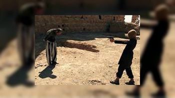 isis entrena a los ninos soldados a matar rehenes jugando a las escondidas isis entrena a los ninos soldados a matar rehenes jugando a las escondidas