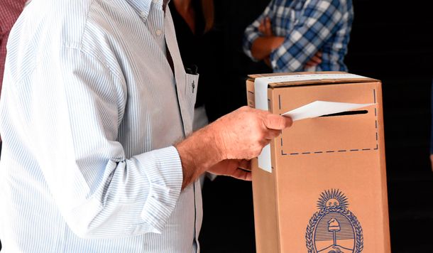 Un fiscal de Juntos por el Cambio agredió a una votante en Maschwitz