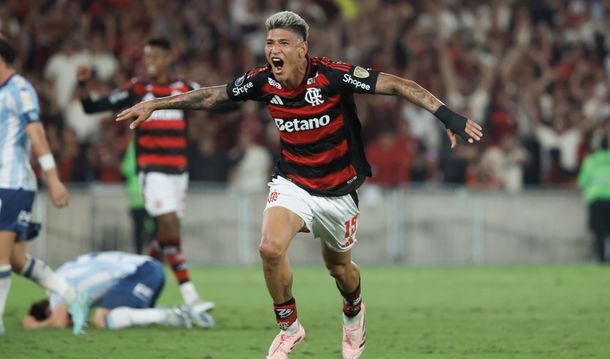 A todo trapo: el efusivo festejo de Jorge Carrascal en Brasil tras ganar la Copa Libertadores