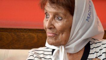 Quién fue Taty Almeida: una vida de lucha, memoria y pañuelo blanco Quién fue Taty Almeida: una vida de lucha, memoria y pañuelo blanco