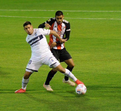 River empató con Gimnasia en La Plata