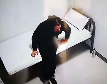 Primeras imágenes de Pablo Laurta en su celda de lujo: allí espera a ser trasladado a Córdoba