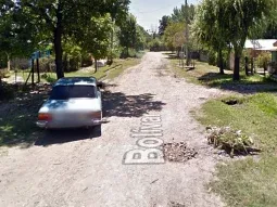 El crimen fue descubierto en la calle Bolivar al 600 en Francisco Álvarez, partido de Moreno. El crimen fue descubierto en la calle Bolivar al 600 en Francisco Álvarez, partido de Moreno.
