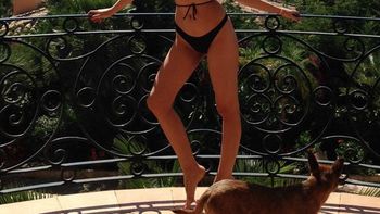 una mediatica que juega con sensualidad al misterio una mediatica que juega con sensualidad al misterio