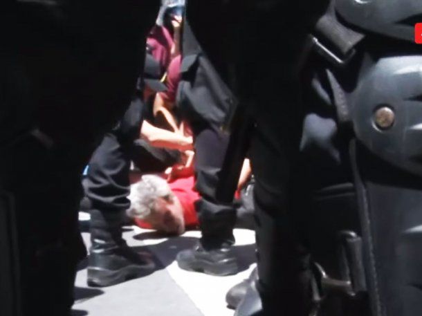 Tensión entre la policía y manifestantes: al menos seis detenidos
