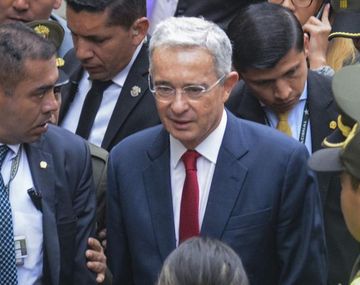 La Corte Suprema de Colombia orden&oacute; el arresto de &Aacute;lvaro Uribe por supuesto fraude procesal