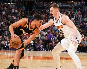 Denver Nuggets y Phoenix Suns pasaron y chocarán en semifinales de la NBA