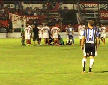 Suspenden un partido de la B Nacional por una agresión al juez de línea