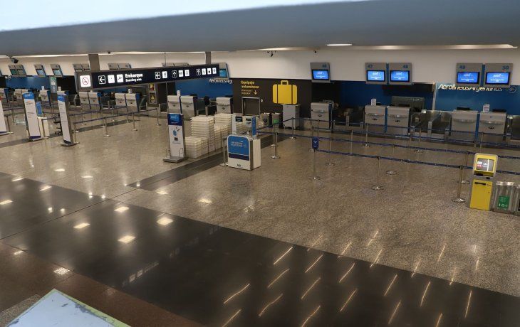 Paro sorpresivo de trabajadores de rampa provoca demoras en Aeroparque