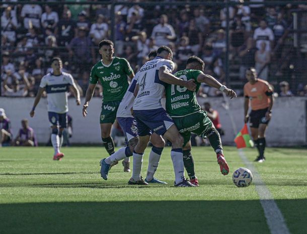 Torneo Apertuta: Gimnasia igualó sin goles ante Sarmiento en La Plata