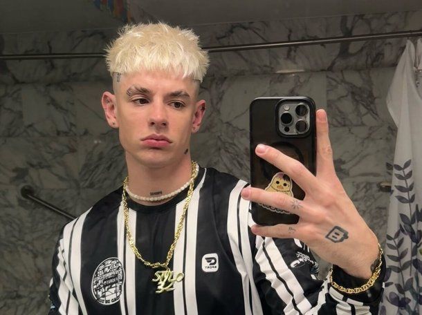 Bronca en redes sociales con el influencer Oky: le pidió a su novia que baje de peso y generó repudio