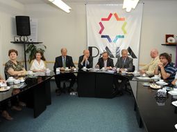 no permitiremos que nos vuelvan a matar con olvido e indiferencia no permitiremos que nos vuelvan a matar con olvido e indiferencia