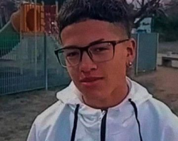 Mataron de un tiro en la panza a un chico de 16 años para robarle la campera